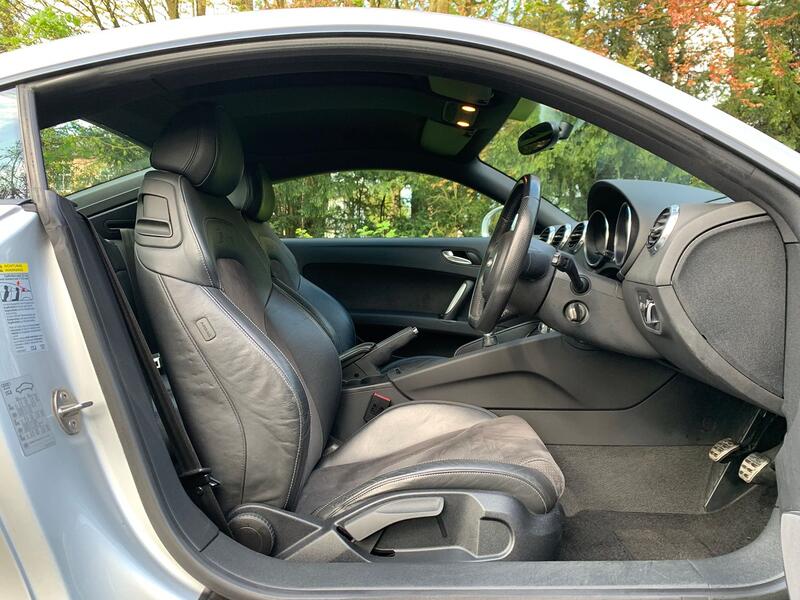 AUDI TT