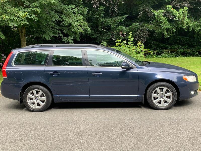 View VOLVO V70 2.0 D4 Business Edition